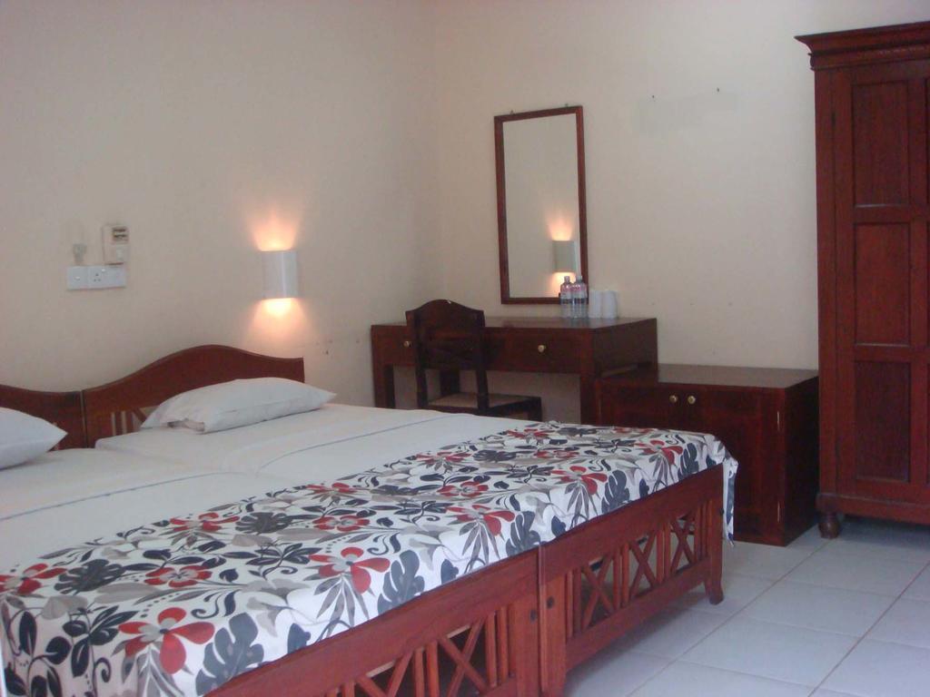 Hotel Sunflower Kataragama Pokój zdjęcie