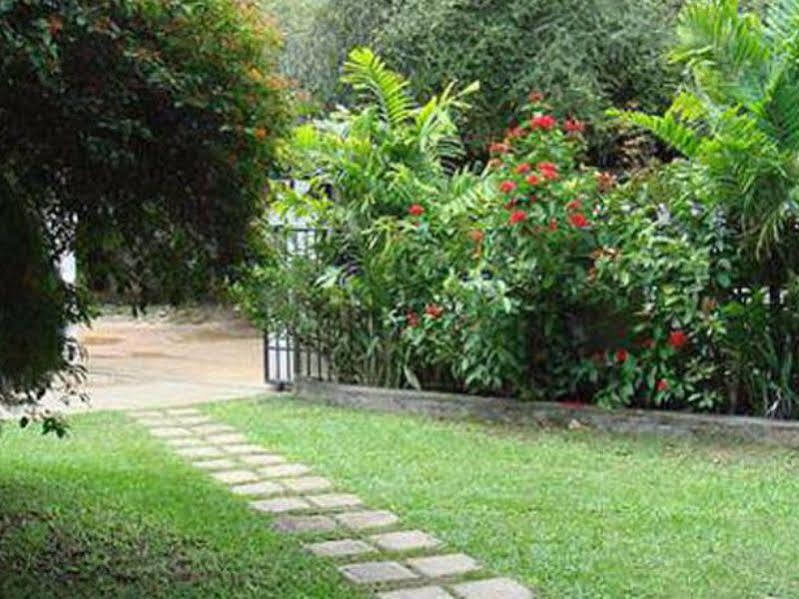 Hotel Sunflower Kataragama Zewnętrze zdjęcie