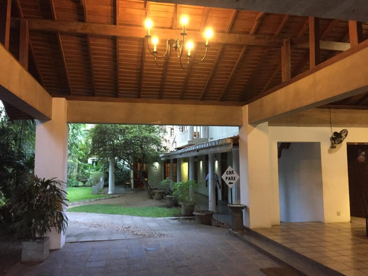 Hotel Sunflower Kataragama Zewnętrze zdjęcie